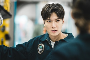  李敏镐 